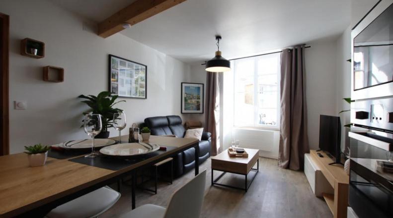 Le Saint Pierre Quartier Historique D'Oloron Sainte Marie公寓 外观 照片