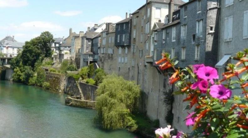 Le Saint Pierre Quartier Historique D'Oloron Sainte Marie公寓 外观 照片